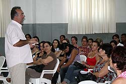 Professores recebem treinamento de primeiros socorros em Andirá